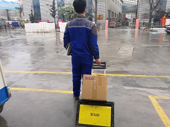 索雷工業(yè)現(xiàn)場4小時(shí)修復(fù)烘缸軸頭磨
